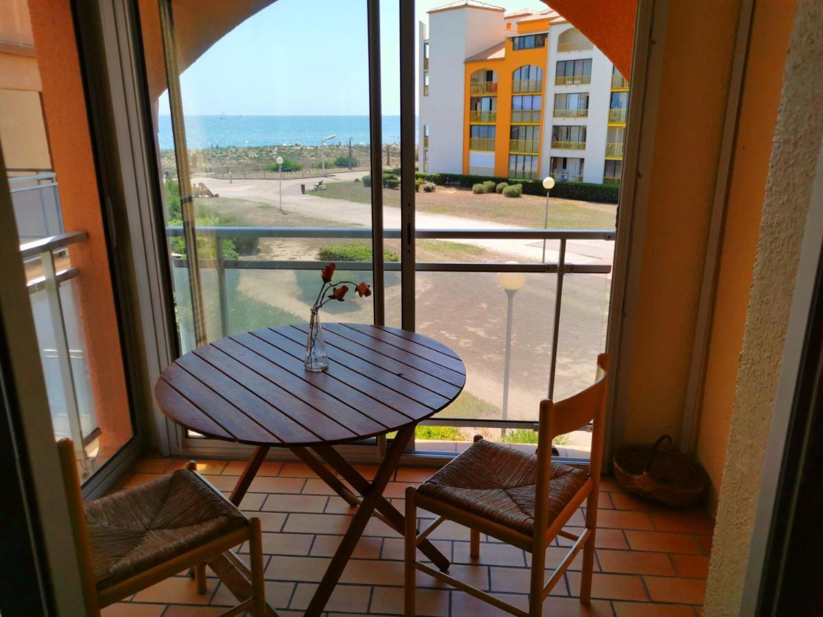 Cap De Mer - Vue Sur Mer - Une Chambre - Une Terrasse - Acces Direct Plage - Commerces A Proximites Le Barcarès Kültér fotó